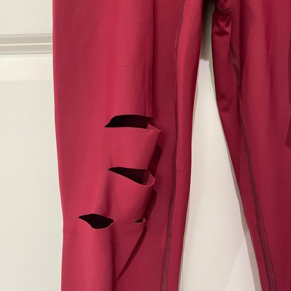 ALO Ripped Warrior High-Waist Laser Cutout Leggings - Picture 3 of 6